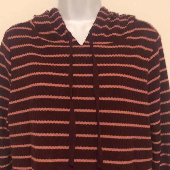 Loft Top - Picture 2 of 5